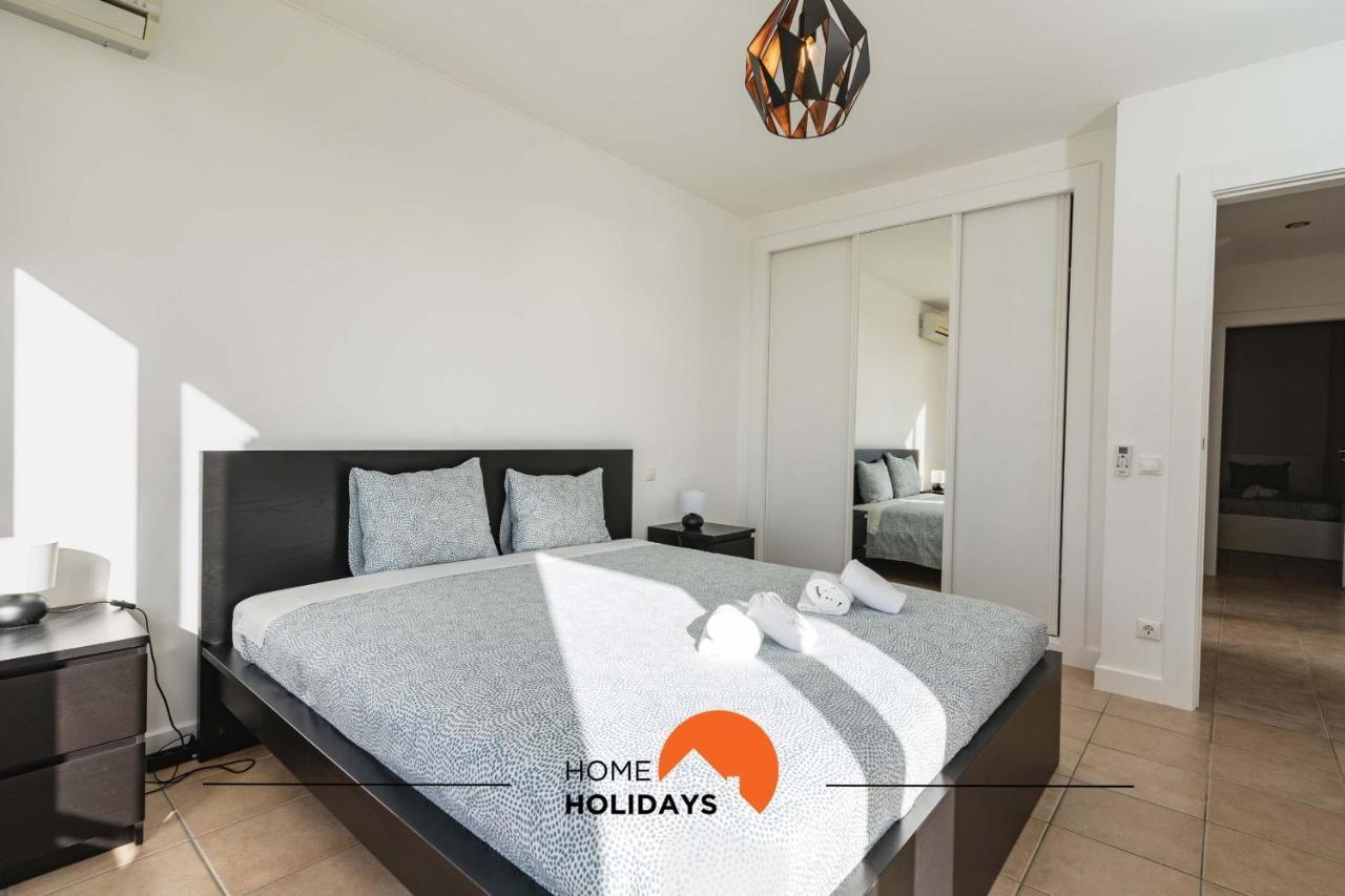 #111 Ocean View By Holidays Hébergement de vacances *