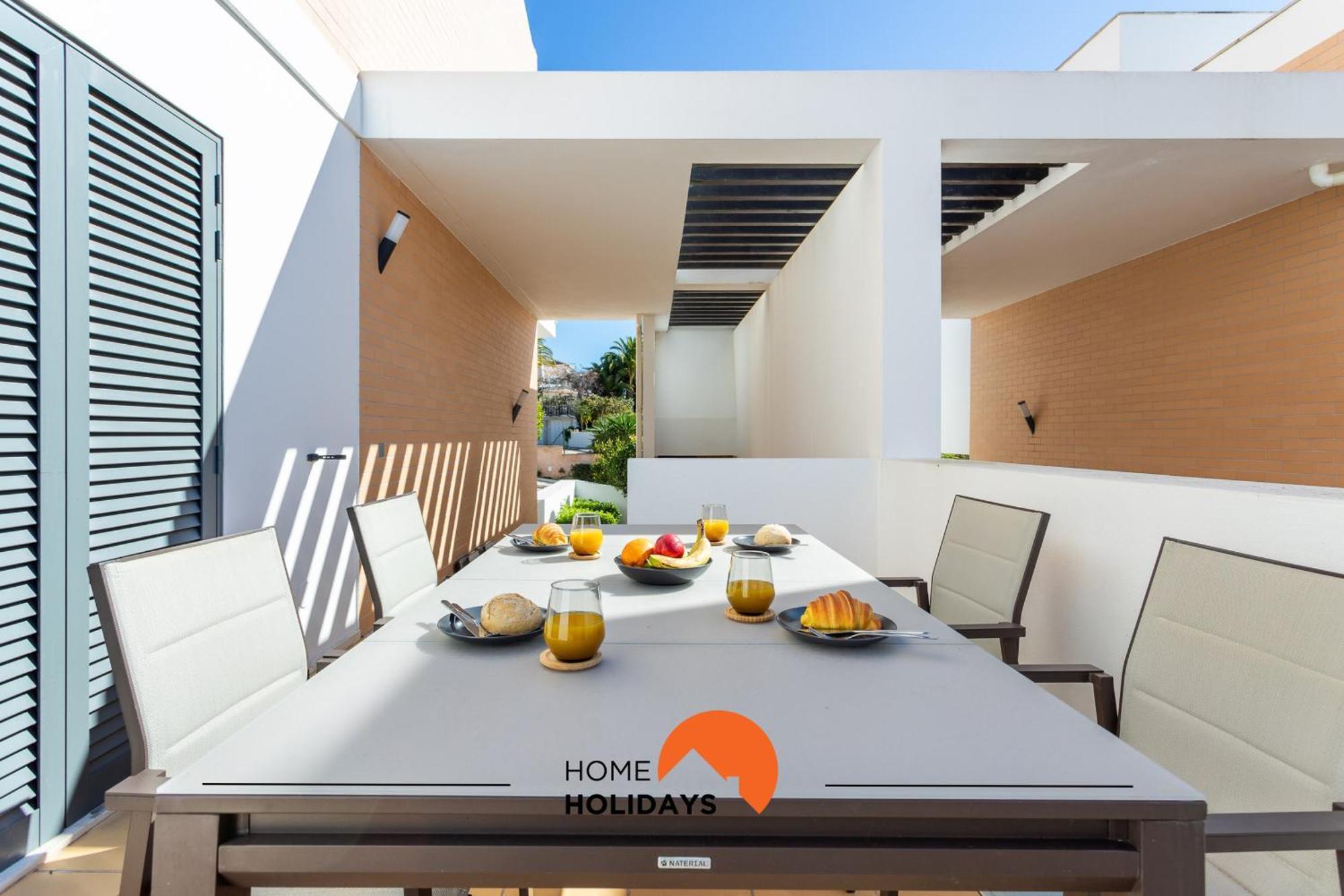 Hébergement de vacances #111 Ocean View By Holidays